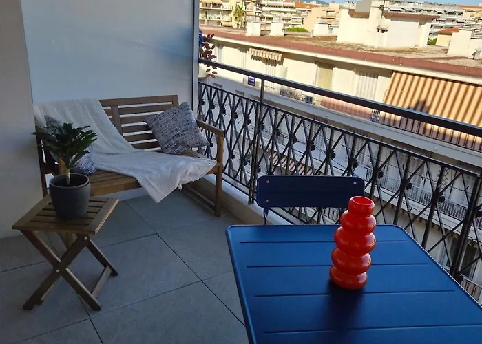 Avec Balcon Lägenhet